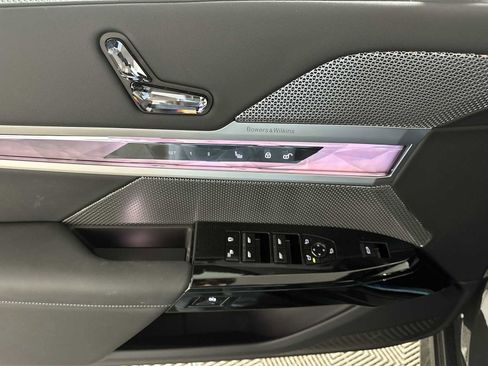 New 2026 BMW 740i xDrive image 13
