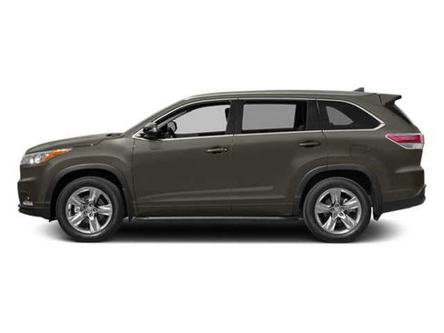 Used 2014 Toyota Highlander XLE AWD/4WD image 5