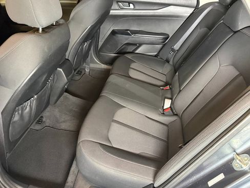 Used 2022 Kia K5 LXS image 21