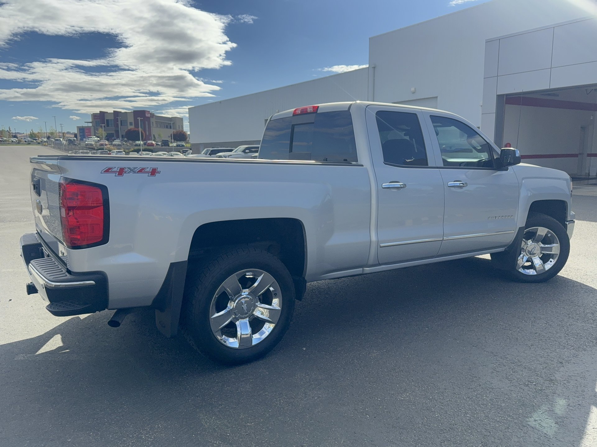 Used 2014 Chevrolet Silverado 1500 LTZ w/ LTZ Plus Package AWD/4WD image 9