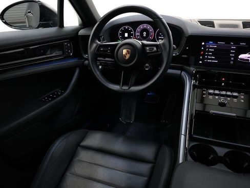 Used 2025 Porsche Panamera image 80