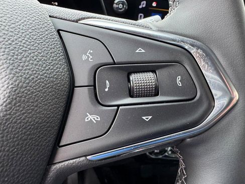 New 2026 Chevrolet Trax LT w/ LT Convenience Package FWD image 12