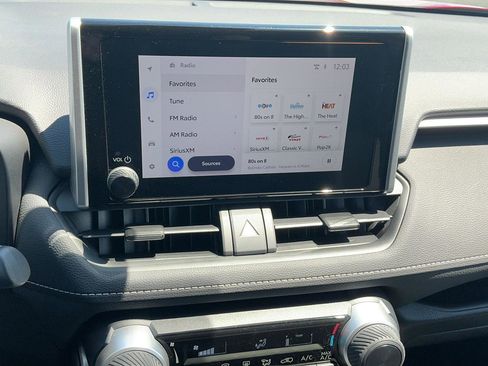 Certified 2025 Toyota RAV4 LE AWD/4WD image 21