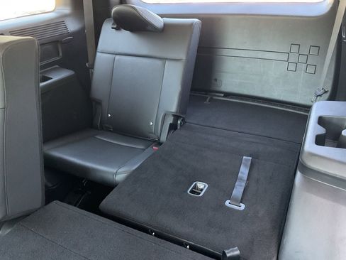 Used 2025 Hyundai Santa Fe SEL image 18