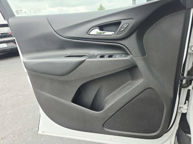 Used 2020 Chevrolet Equinox LT FWD image 18