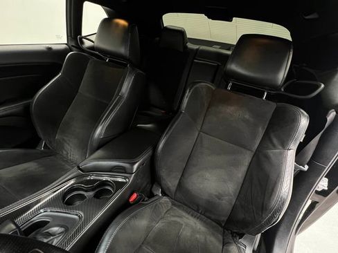 Used 2019 Dodge Challenger R/T w/ Plus Package image 16