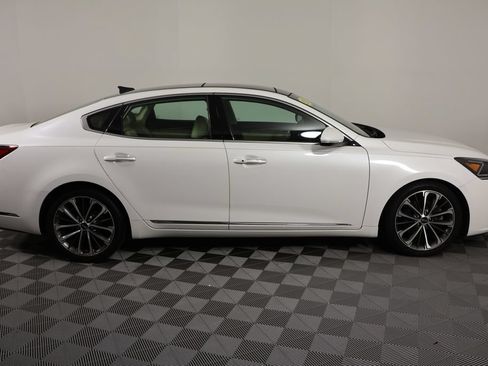 Used 2019 Kia Cadenza Technology FWD image 9