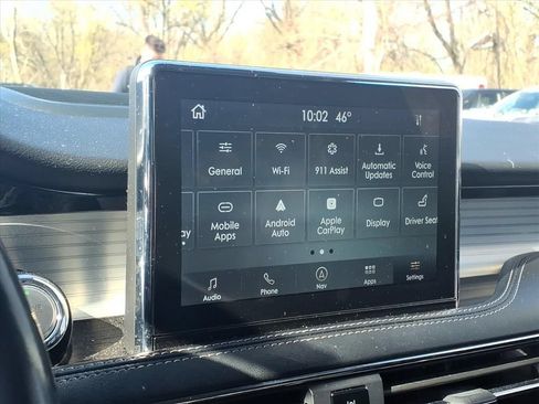 Used 2020 Lincoln Corsair AWD w/ Equipment Group 101A image 12