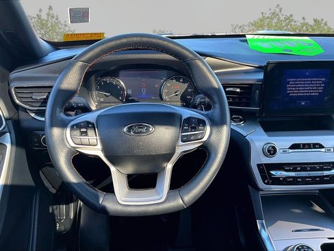 Certified 2022 Ford Explorer Timberline image 5