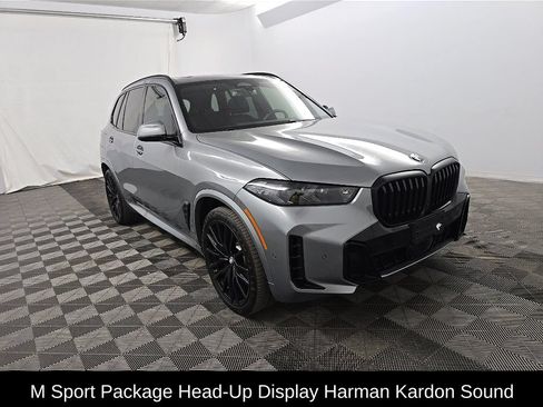 Used 2025 BMW X5 xDrive40i w/ M Sport Package AWD/4WD image 1