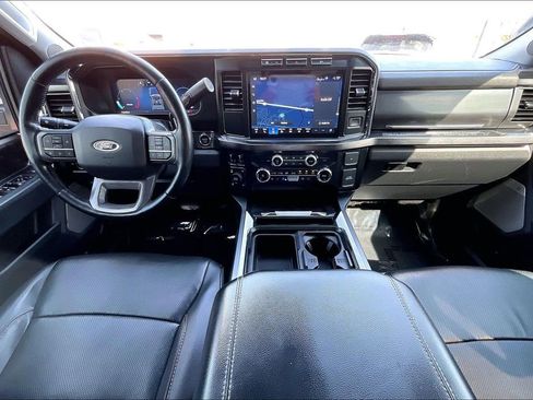 Used 2023 Ford F250 Lariat w/ Sport Appearance Package image 10