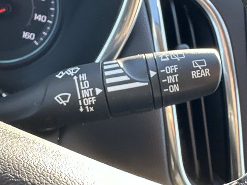 Certified 2024 Chevrolet Equinox LT w/ LPO, Floor Liner Package image 23