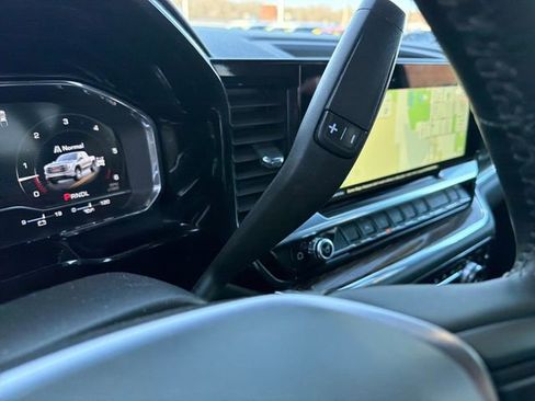 Used 2024 GMC Sierra 1500 SLE image 27