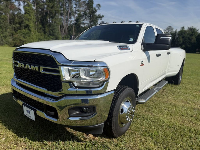Used 2023 RAM 3500 Tradesman AWD/4WD image 1