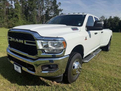 Used 2023 RAM 3500 Tradesman AWD/4WD image 1
