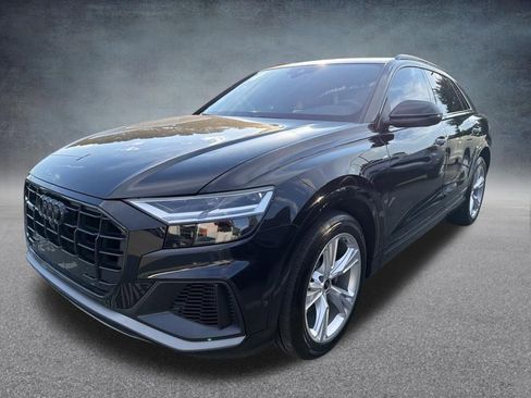 Used 2021 Audi Q8 AWD/4WD image 1