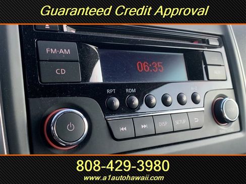 Used 2018 Nissan Versa SV FWD image 16
