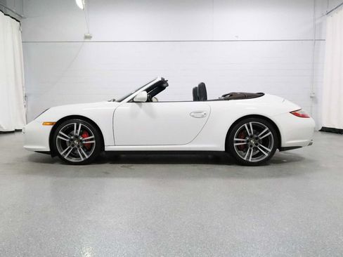 Used 2012 Porsche 911 Carrera 4S AWD/4WD image 2