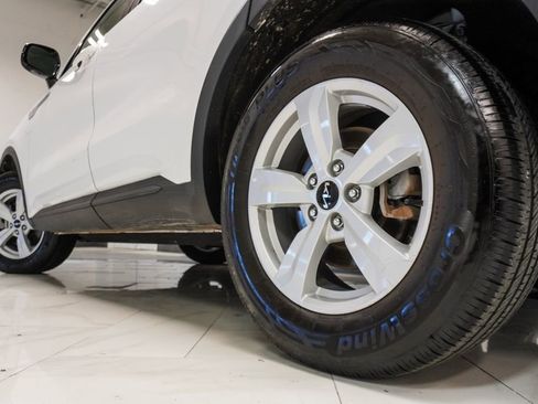 Used 2022 Kia Sorento LX AWD/4WD image 35