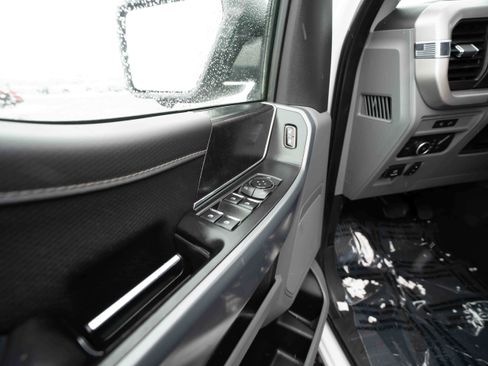 Used 2022 Ford F150 XLT image 7