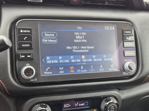 Used 2024 Nissan Kicks SR FWD image 13