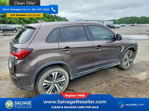 Used 2021 Mitsubishi Outlander Sport SE FWD image 4