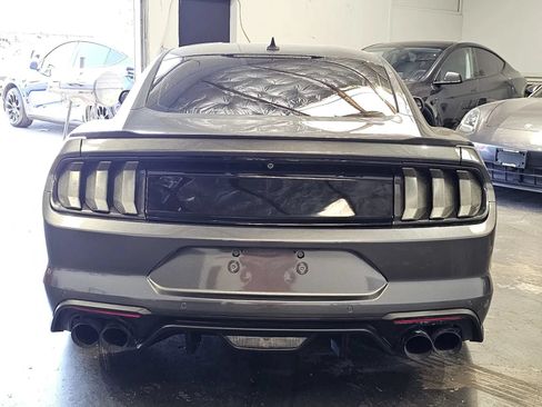 Used 2020 Ford Mustang GT RWD image 3
