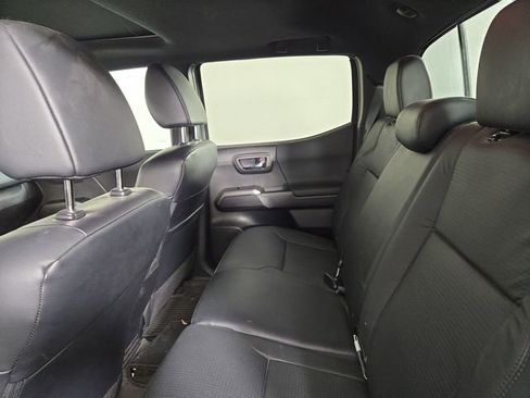 Used 2023 Toyota Tacoma TRD Off-Road w/ TRD Premium Off Road Package image 16