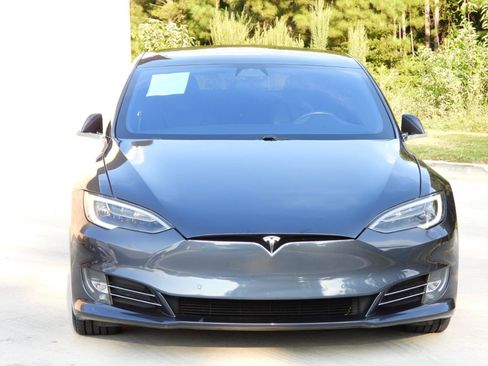Used 2017 Tesla Model S 75D AWD/4WD image 37