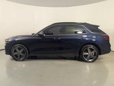 Used 2023 Genesis GV70 2.5T w/ Sport Prestige Package AWD/4WD image 4