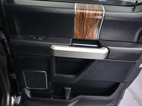 Used 2019 Ford F150 Lariat w/ Equipment Group 502A Luxury AWD/4WD image 36