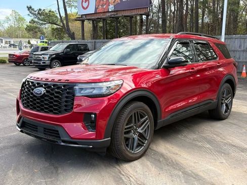 Used 2025 Ford Explorer ST-Line w/ Premium Package image 1
