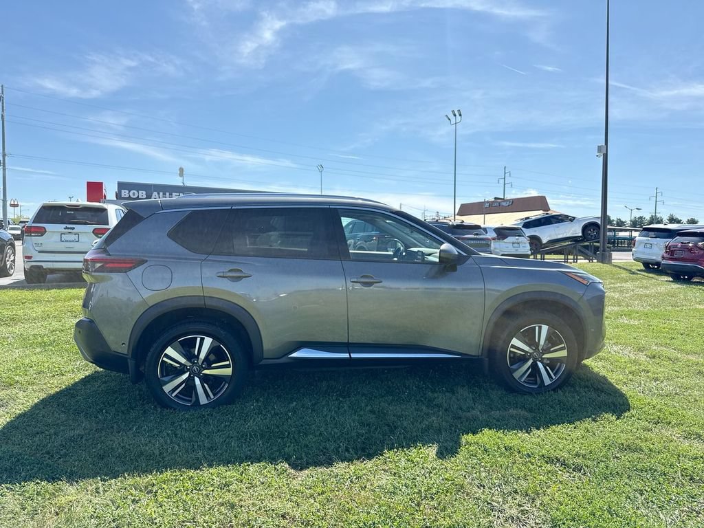 Used 2023 Nissan Rogue SL w/ SL Premium Package AWD/4WD image 14