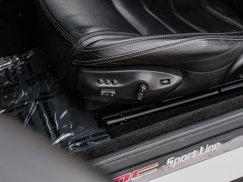 Used 2015 Maserati GranTurismo Sport RWD image 32