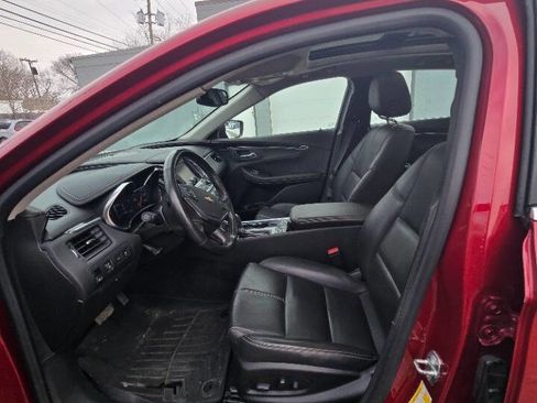 Used 2019 Chevrolet Impala LT w/ Sunroof and Spoiler Package image 13