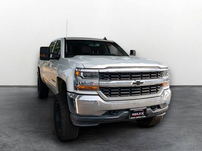 Used 2018 Chevrolet Silverado 1500 LT w/ Max Trailering Package