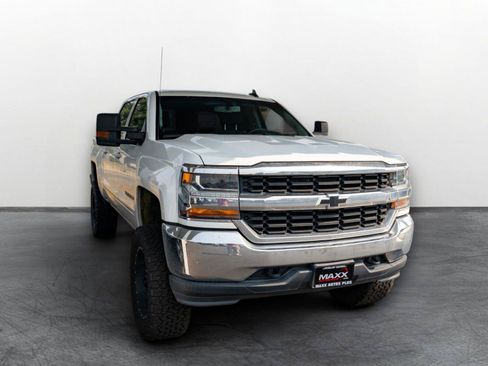Used 2018 Chevrolet Silverado 1500 LT w/ Max Trailering Package AWD/4WD image 1