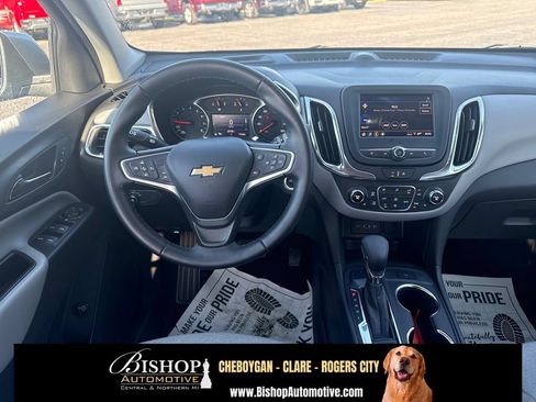 Used 2023 Chevrolet Equinox LT FWD image 16