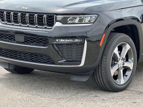 New 2026 Jeep Grand Cherokee Limited AWD/4WD image 7