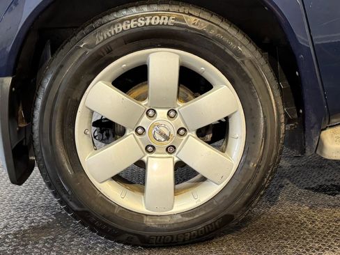 Used 2008 Nissan Armada LE w/ Technology Pkg image 11