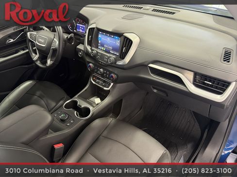 Used 2022 GMC Terrain SLT w/ Infotainment Package II FWD image 12