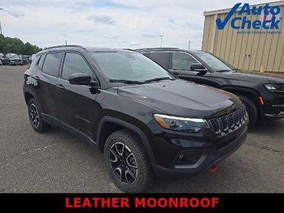 Used 2025 Jeep Compass Trailhawk w/ Trailhawk Elite Group