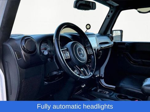 Used 2017 Jeep Wrangler Unlimited Sahara image 16