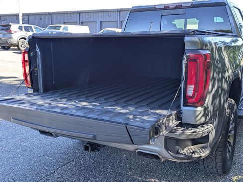 Used 2020 GMC Sierra 1500 AT4 w/ Technology Package image 32