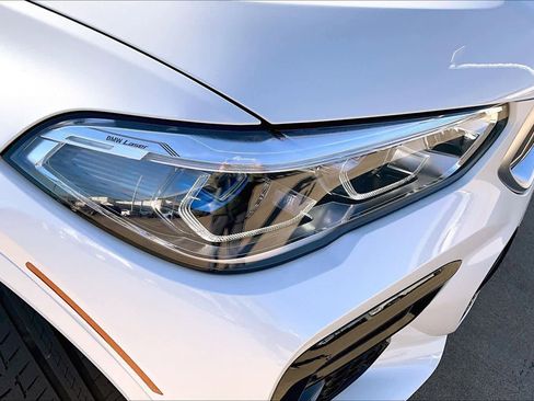 Used 2022 BMW X6 xDrive40i w/ Executive Package image 26