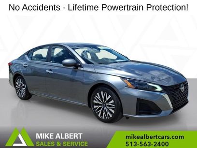 Used 2023 Nissan Altima 2.5 SV