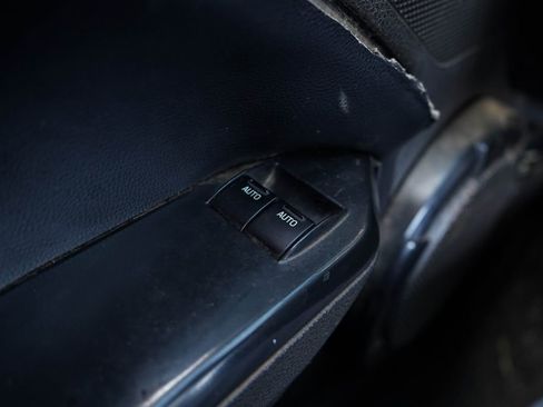 Used 2006 Ford Mustang GT image 23