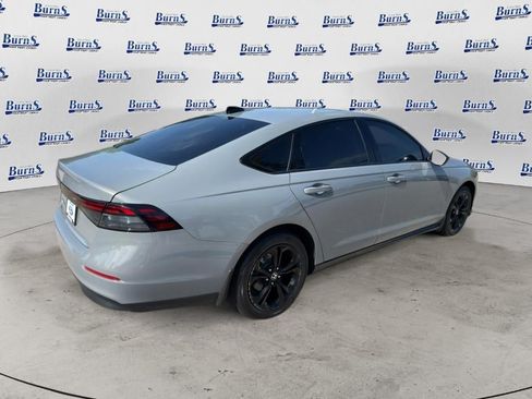 Certified 2025 Honda Accord SE image 7