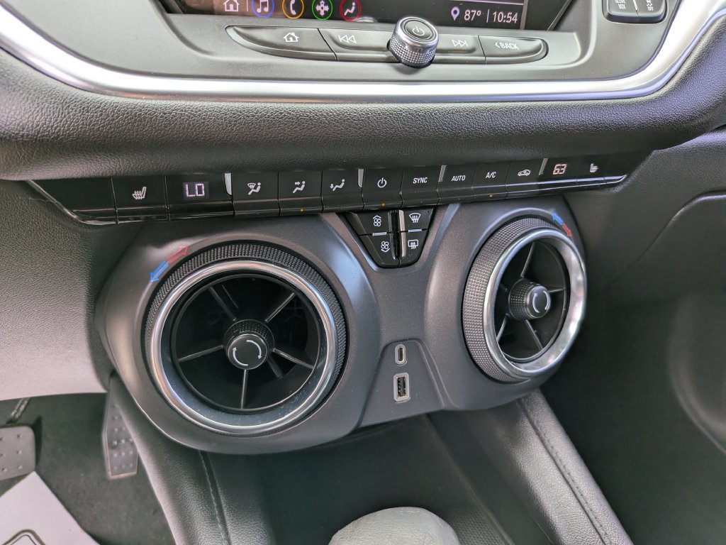 Used 2021 Chevrolet Blazer LT FWD image 26