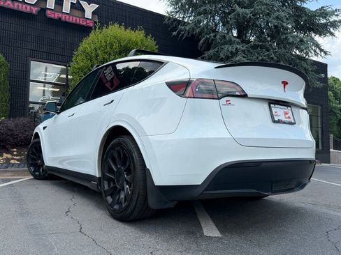 Used 2023 Tesla Model Y Long Range AWD/4WD image 20